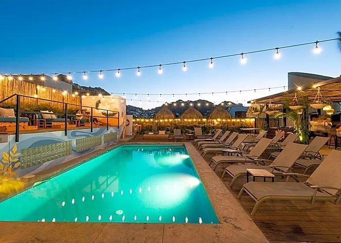 Mayan Monkey Cabos - Adults Only Hotel 2*