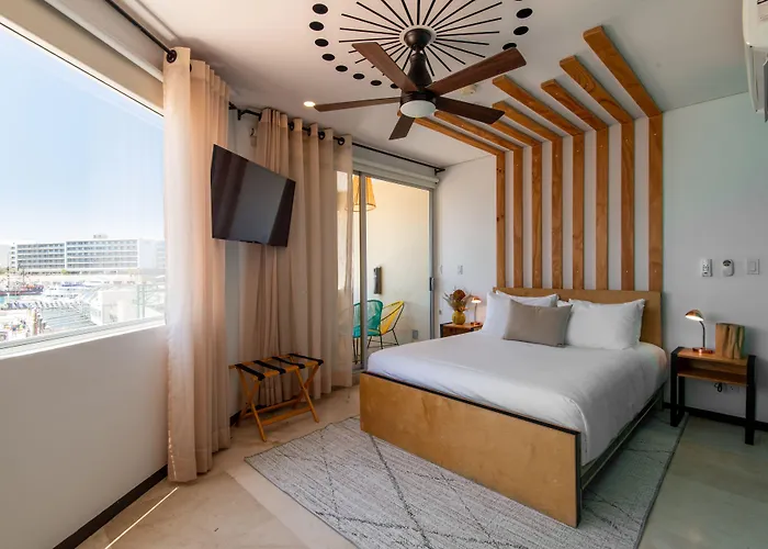 Mayan Monkey Cabos - Adults Only Hotel 2*
